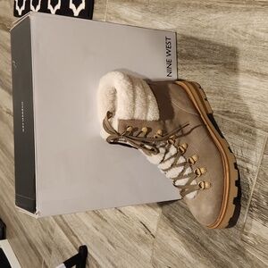 New Nine West sherpa combat boots